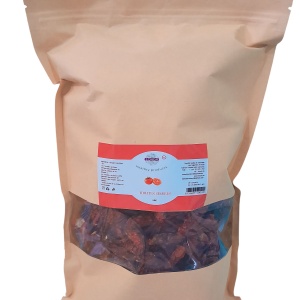 les tomates séchées sont un aliment déshydraté traditionnel à base de tomates déshydratées par séchage au soleil .